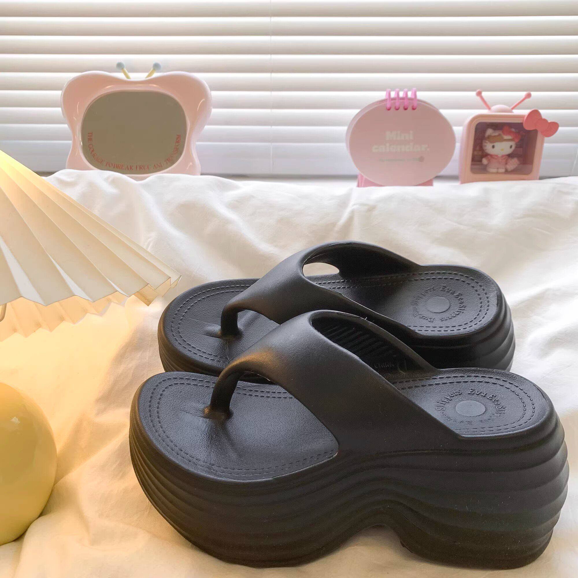 黑色爆款韩版厚底人字拖女新款夏季外穿防滑松糕跟增高沙滩凉拖鞋