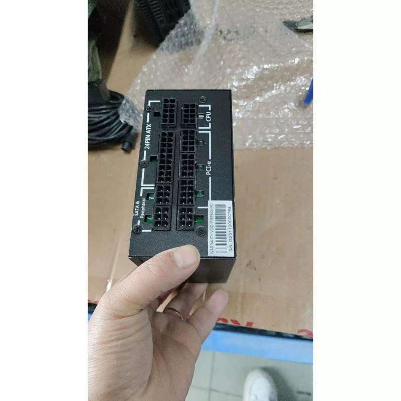 议价CWT 侨威电源,无拆无修,型号:CSI750M 750W