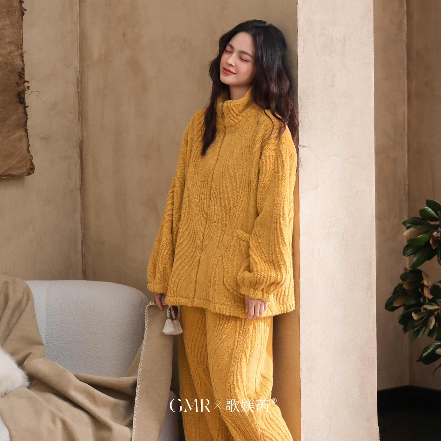 冬天加厚保暖珊瑚绒睡衣套装