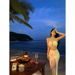 实拍三亚泰国多巴胺绝美海边度假出片穿搭套装沙滩连衣裙