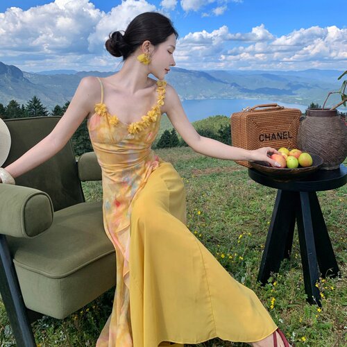溺水三鱼NSSY海边度假黄色连衣裙女夏明媚艺术生穿搭雪纺吊带长裙
