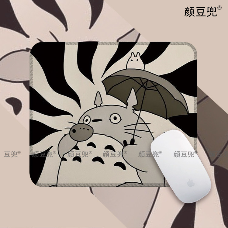 龙猫 宫崎骏 动漫周边 锁边鼠标垫 二次元加厚小号电竞游戏鼠标垫