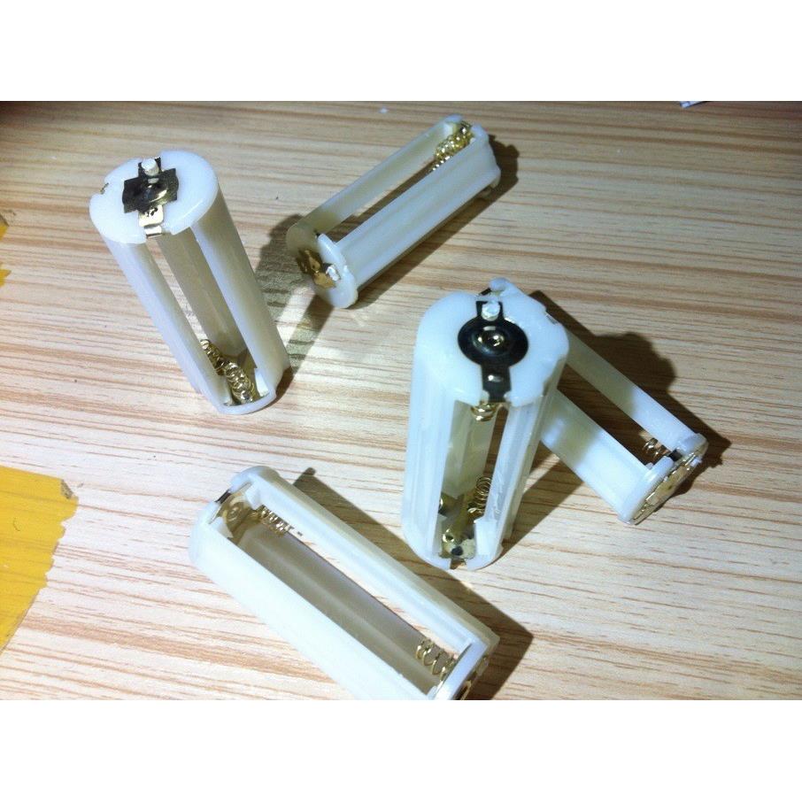 3节7号圆形电池盒 圆形电池盒 3节AAA7号电池座 手电筒专用可伸缩