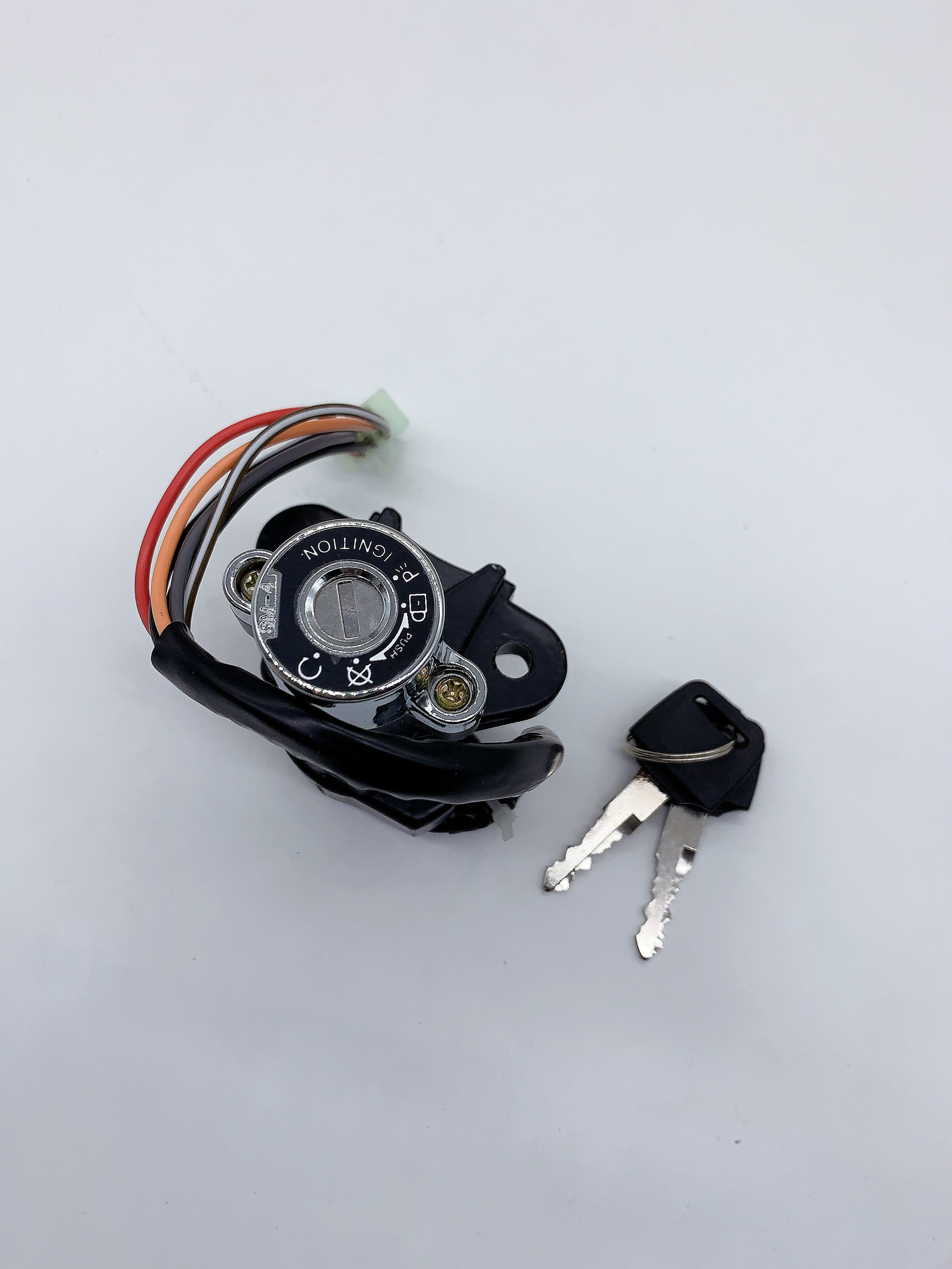 适用铃木小R GSXR600 750 K5 K6 K7 K8 K9电门锁