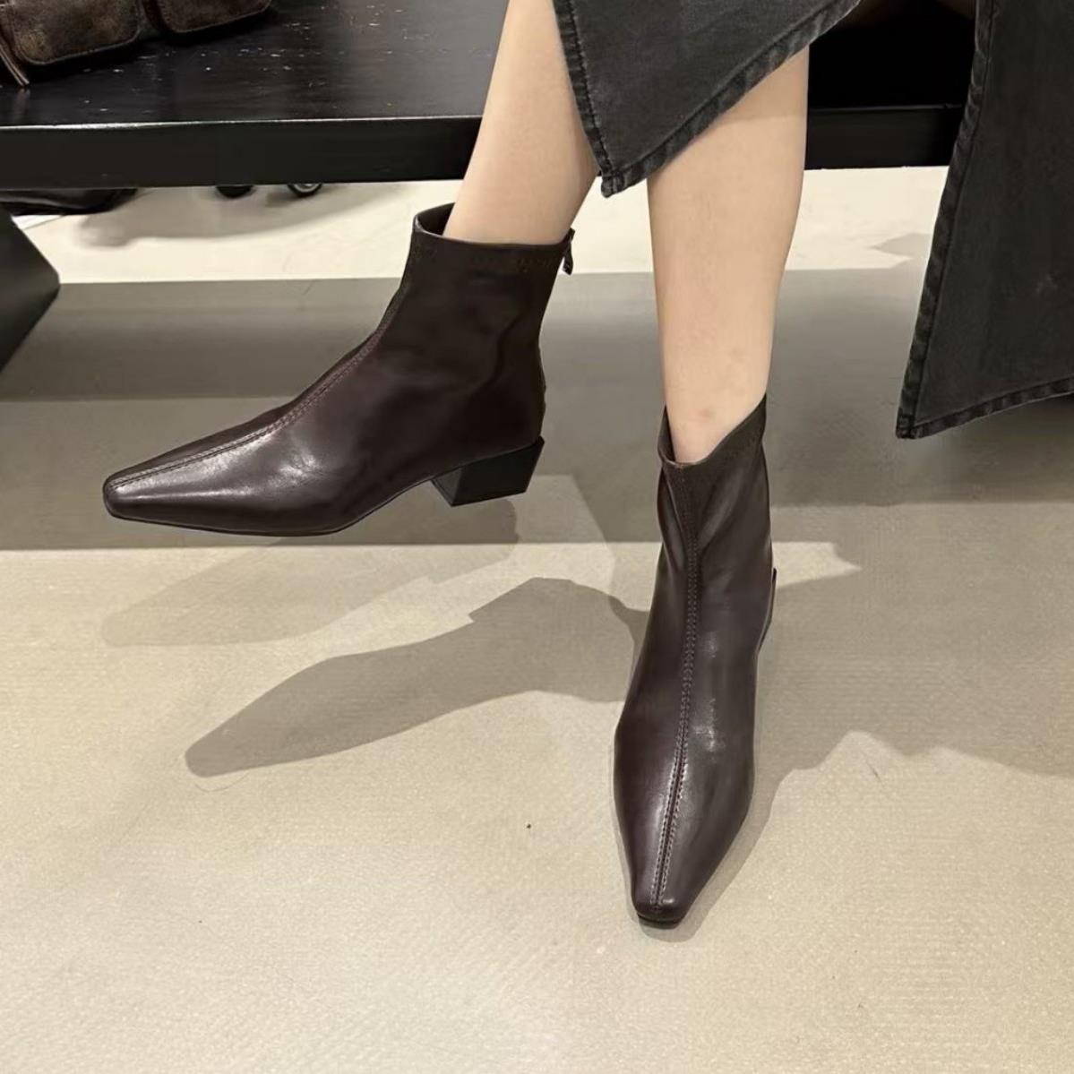 气质低跟方头加靴绒短0靴靴女22新5秋冬款简约女子短筒法式瘦瘦靴