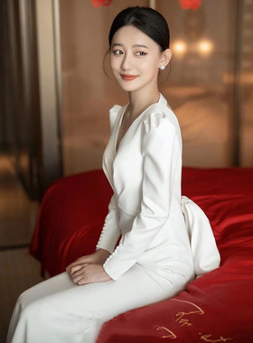 法式缎面长袖轻婚纱2025新款新娘气质复古迎宾出门纱鱼尾礼服秋冬