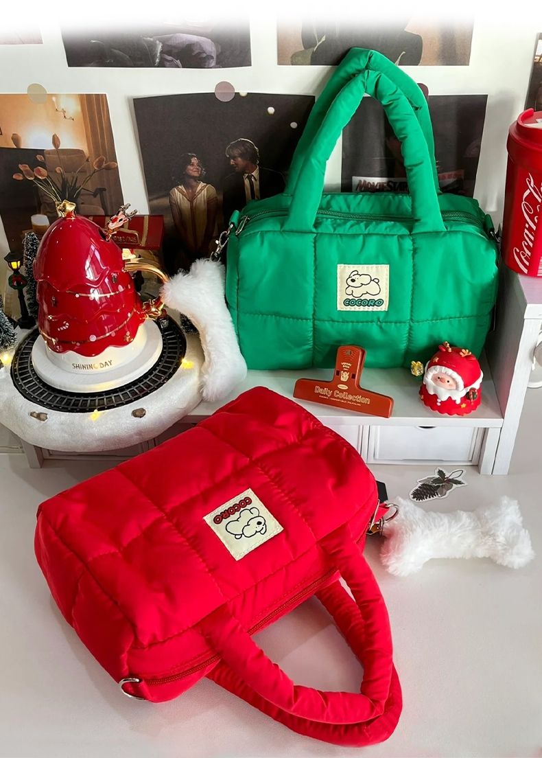 潮流快乐小狗斜挎包女秋冬新款大容量休闲圣诞礼物手提单肩包包