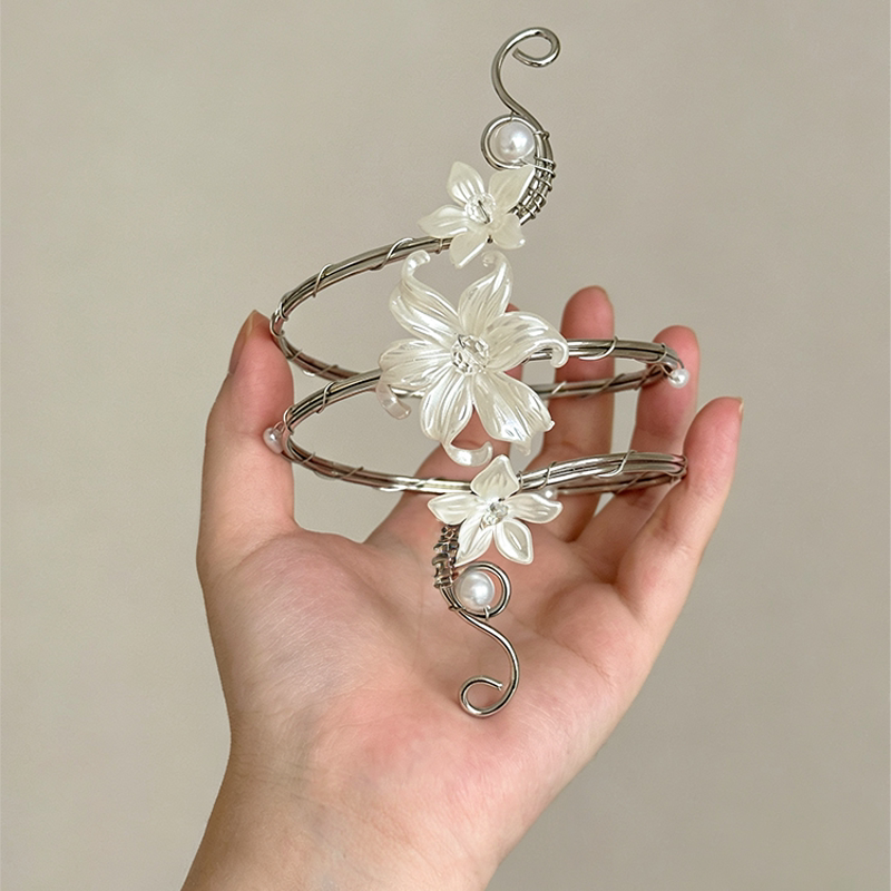 清冷感银色缠绕鸢尾花臂环女小众