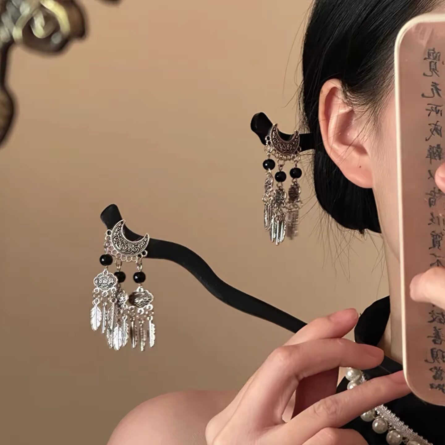 新中式木质月牙流苏发簪女！