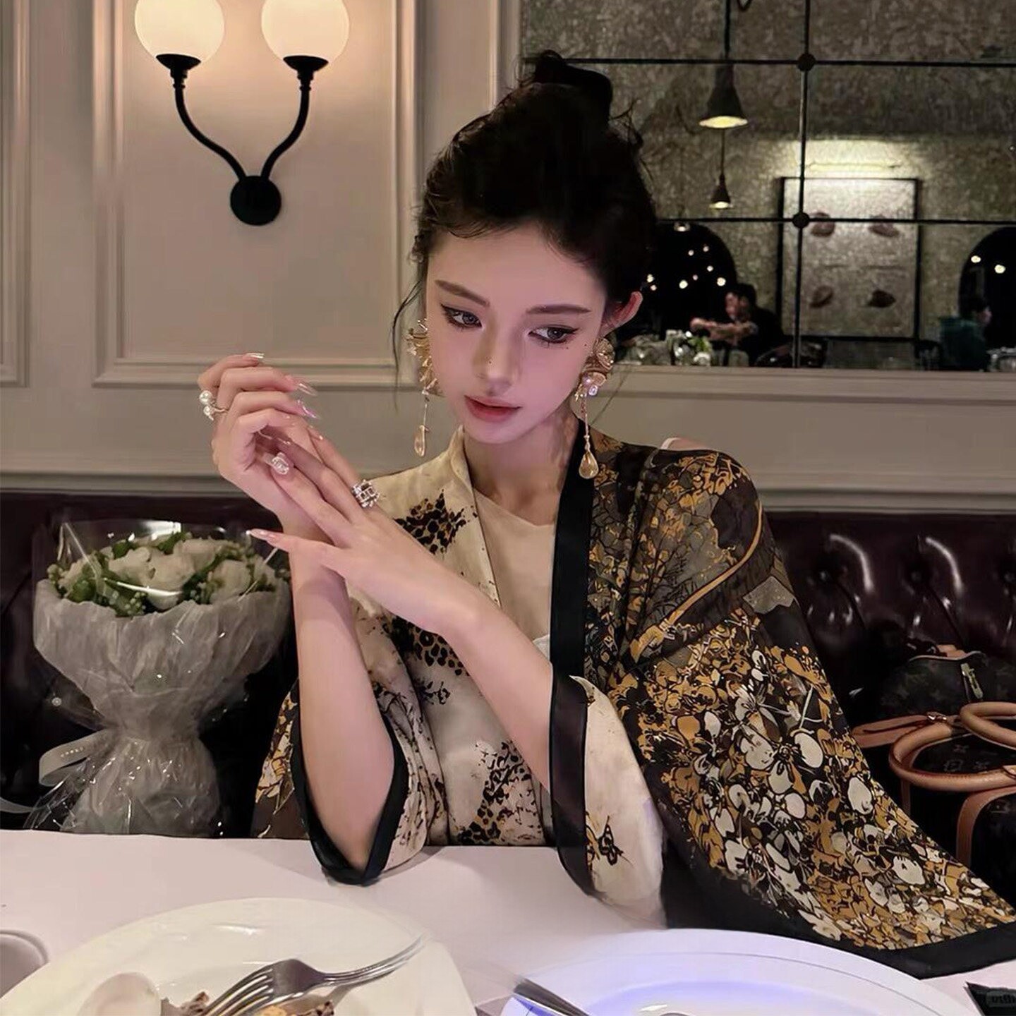 轻奢贵气感豹纹花朵披肩女新款图片