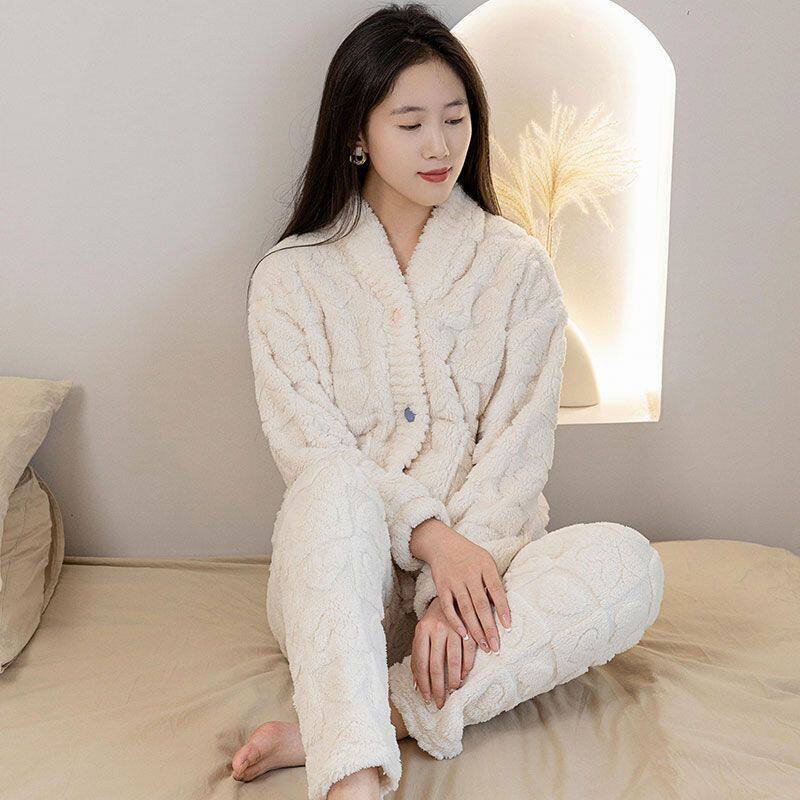 珊瑚绒睡衣女款秋冬季加