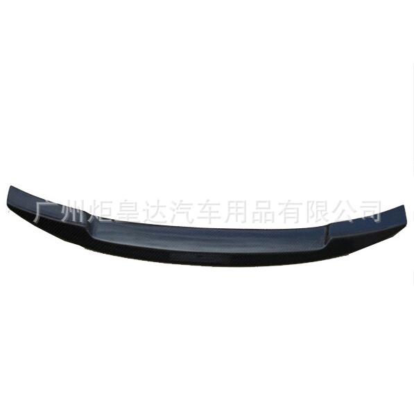专用于奥迪A4B6碳纤维尾翼卧式