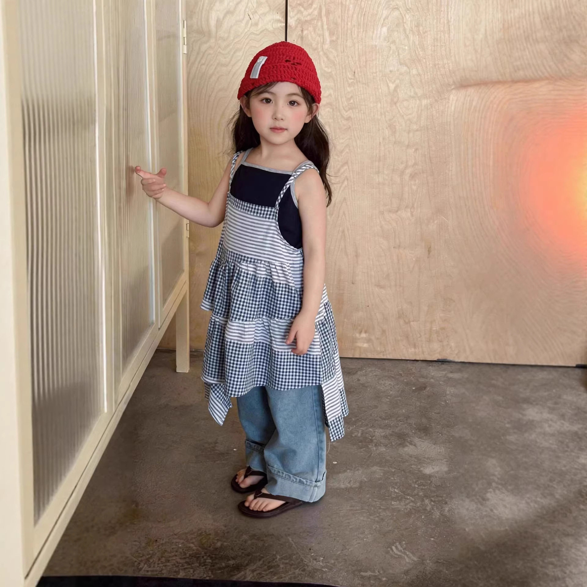 女童连衣裙2026春夏季儿童格子吊带衫百搭叠穿吊带罩衫裤子套装