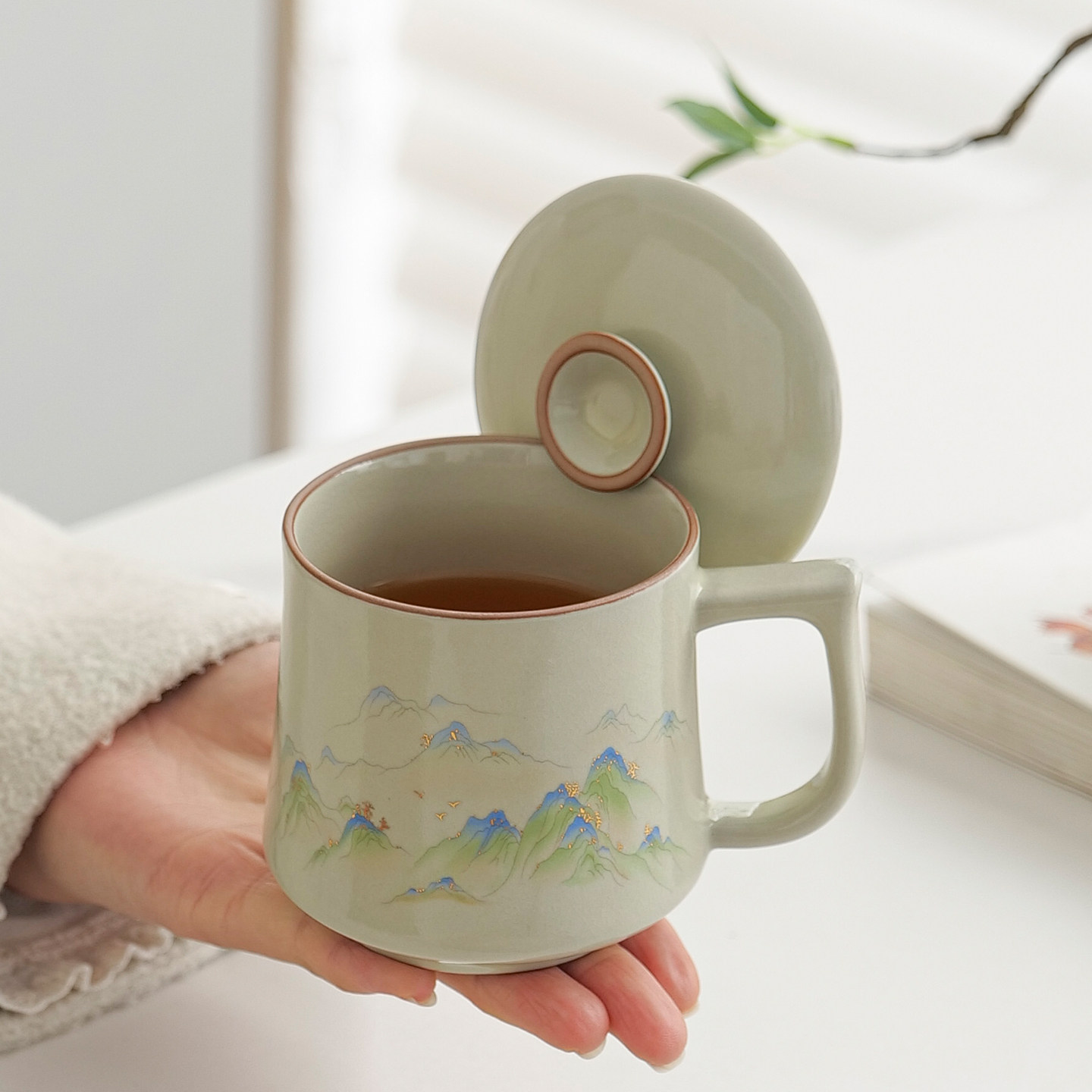 汝窑国风泡茶杯陶瓷马克杯带盖图片