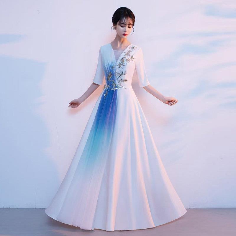 新款成人合唱表演服大诵合唱团演出服女比赛歌朗成NPB诗人唱表演