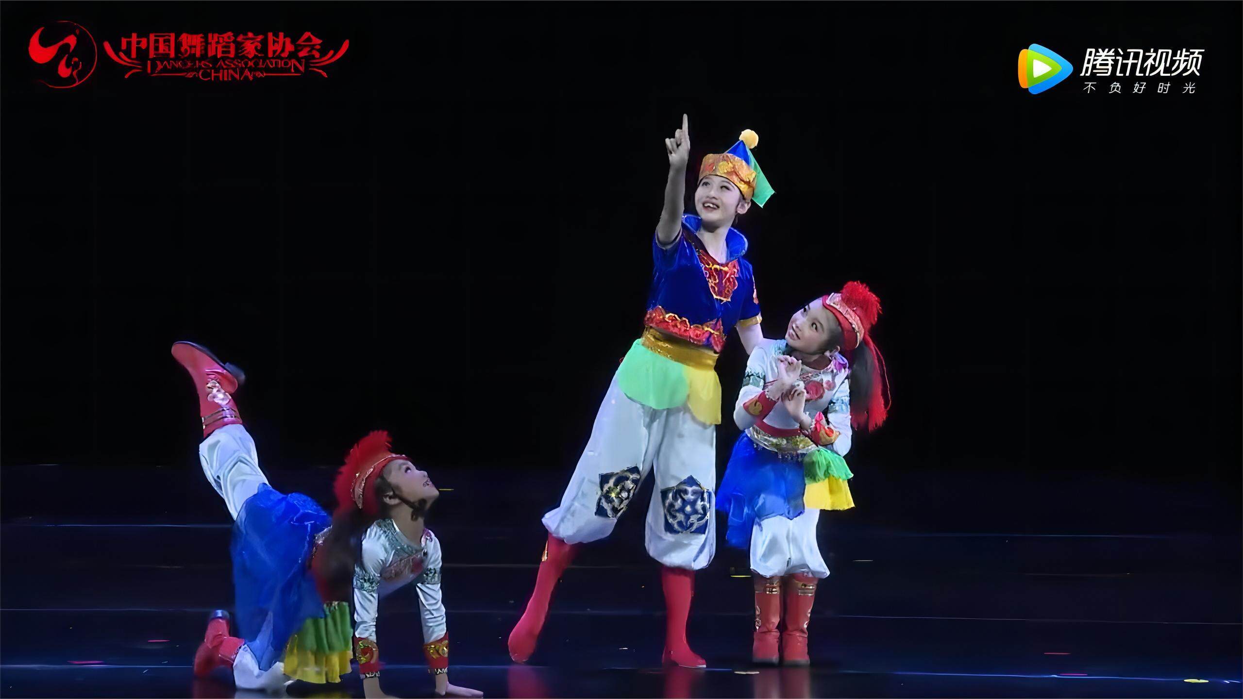 民族服装儿童蒙族蒙古舞蹈演出服筷子舞训马舞骑马舞蹈服女