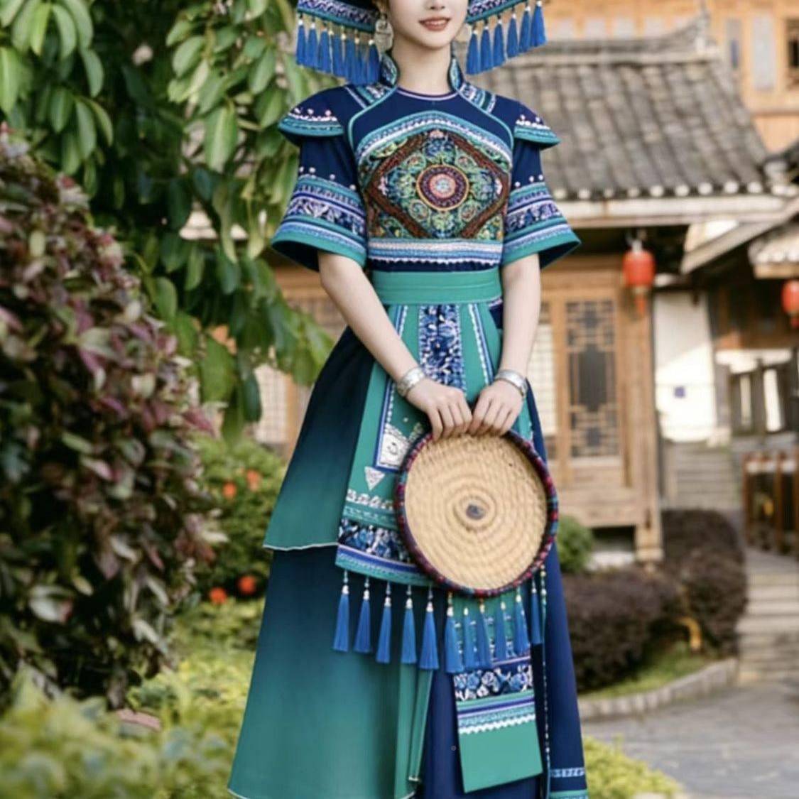 新款广锦西壮族盛装服装三成人少数民族壮服饰蹈刺绣YNQ演舞出月