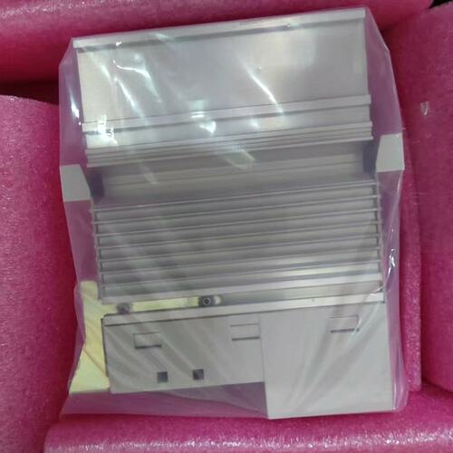 伦茨变频器E82EV371K2C E82EV371-2C库存议价维修
