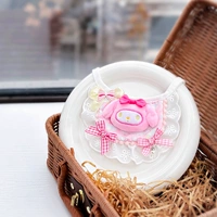 Большой ушной розовый кролик