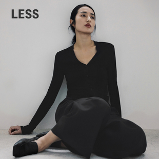 美丽诺羊毛 V领开衫 LESS春季 女红色新年修身 2N2311520 针织衫