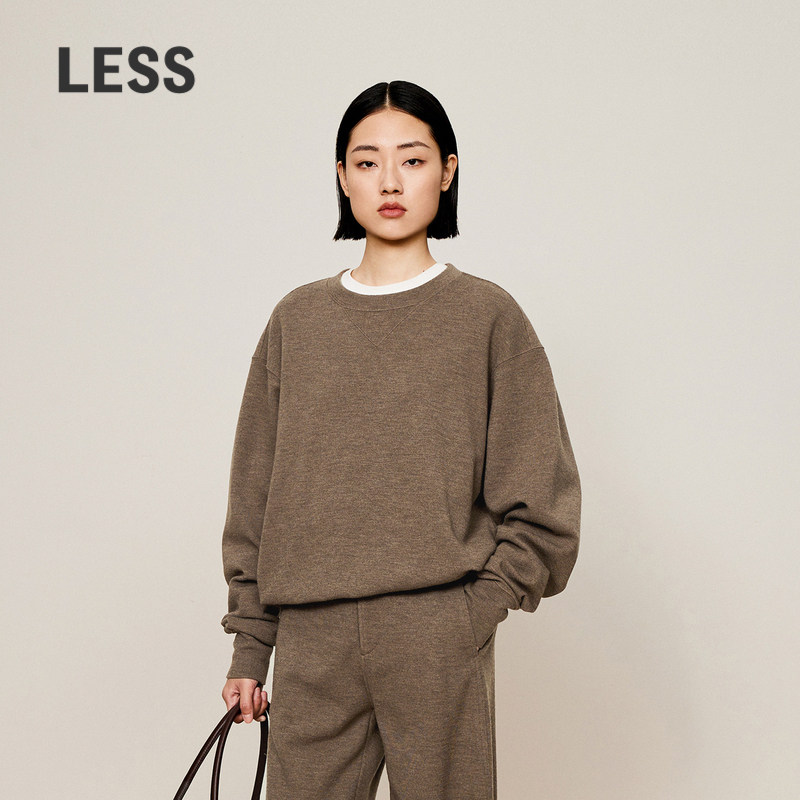 LESS冬简约圆领宽松休闲上衣时尚通勤风套头卫衣女2OA413300
