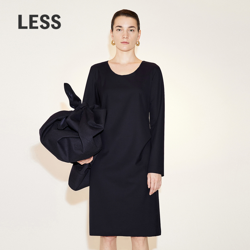 复式挡片连袖结合接罗纹背心，外松里收