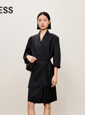 LESS秋绵羊毛通勤中袖连衣裙系带X型不规则长裙女2O7G14780