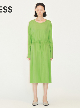 LESS气质连衣裙女纯色宽松褶皱收腰长袖圆领裙子2M7G11320