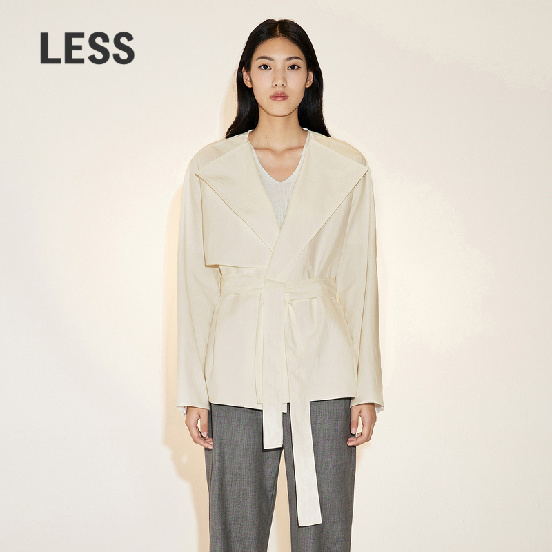 棉尼龙麻盐缩布，材质整体更蓬松，丰厚柔软