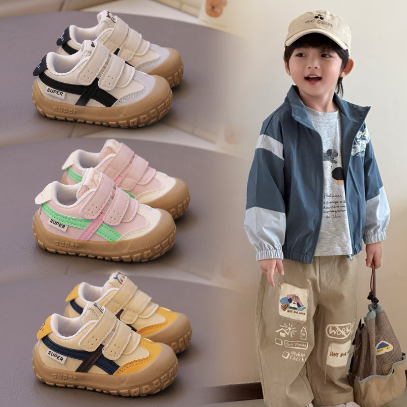 男宝宝鞋子春秋2025新款软底德训鞋女孩防滑板鞋运动鞋1-6岁3
