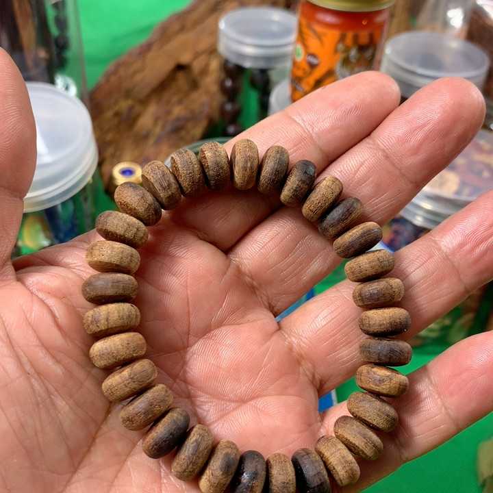 超漏一条绿油降真香算盘珠规格6x12,饰品/流行首饰/时尚饰品新,沉香,淘宝优惠券,粉丝福利购,淘宝优惠卷