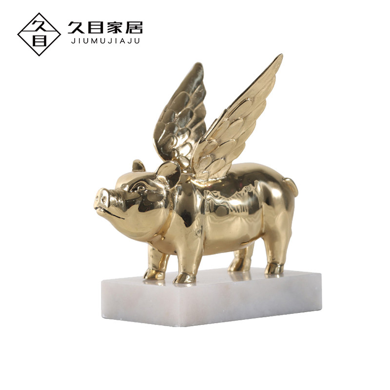 后现代轻奢创意小飞猪装饰摆件样板间家居儿童房抽象金猪软装饰品