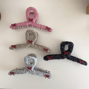 安可拉红色蝴蝶结毛呢抓夹后脑勺鲨鱼夹新款高级感发饰百搭头饰