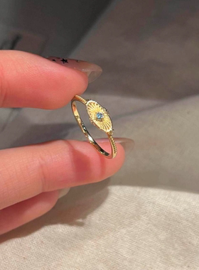 复古小金色戒椭圆戒指新款小众设计感食指戒高级感指环蓝色显白