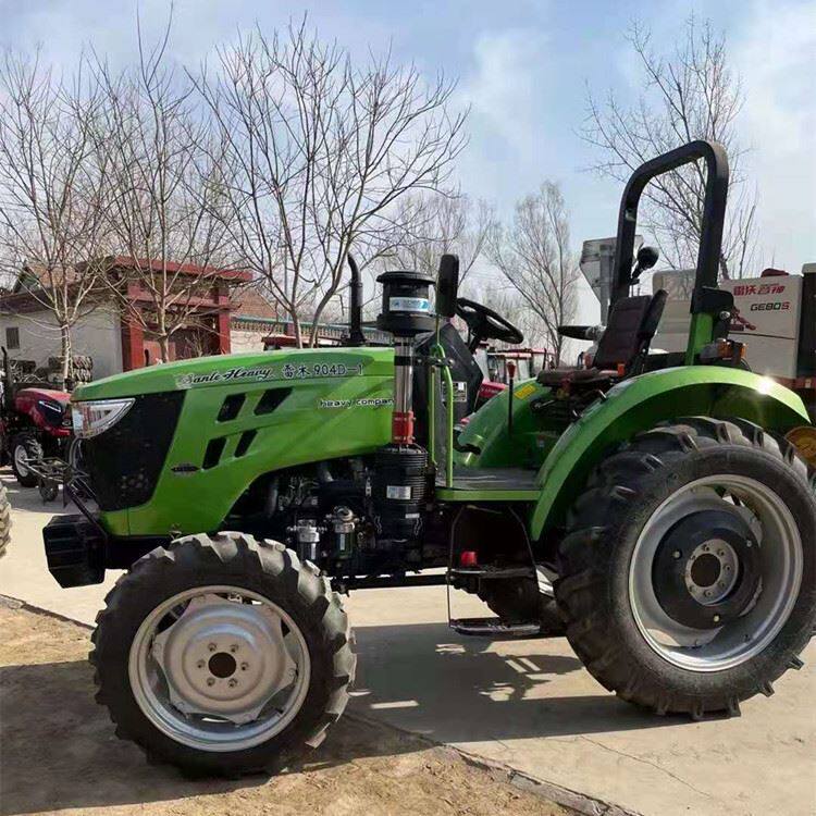 雷沃704大棚王拖拉机 50-90马力拖拉机四驱车带农具