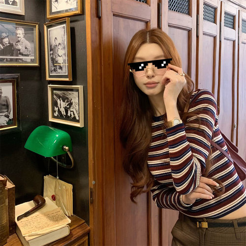 早安樊樊美留outfit红条纹针织长袖上衣+格纹直筒长裤套装秋