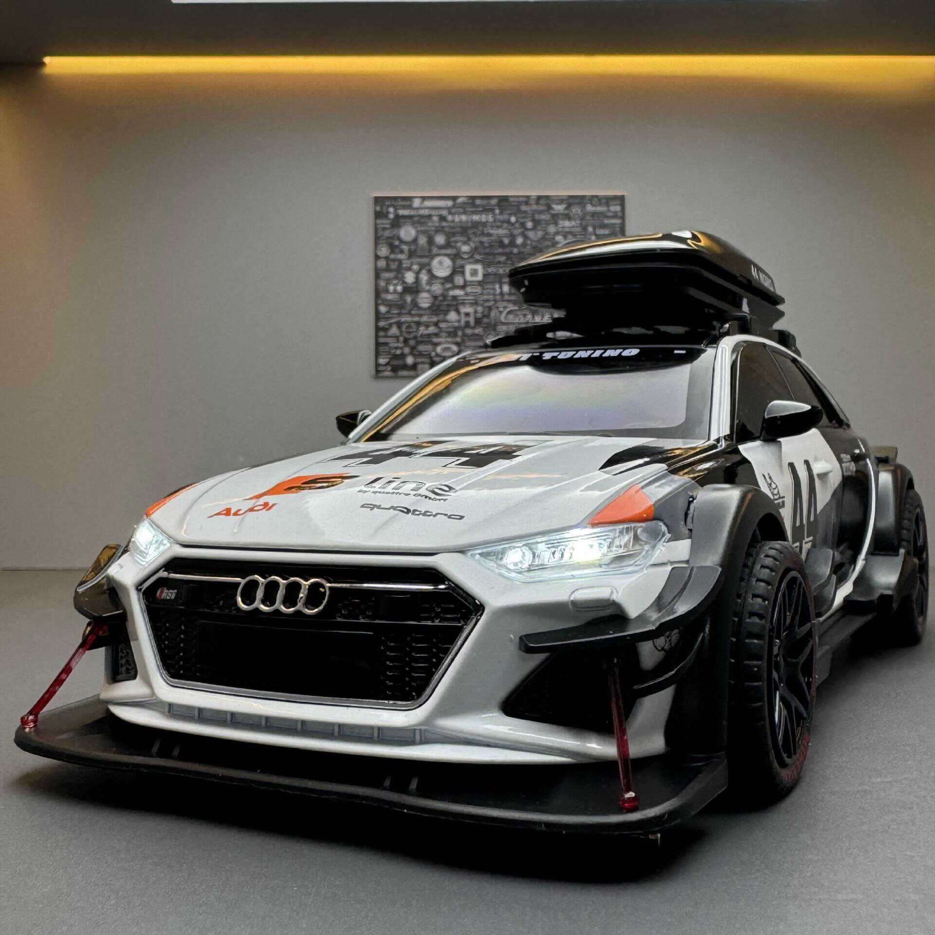 车致124奥迪RS6汽车模型合金图片