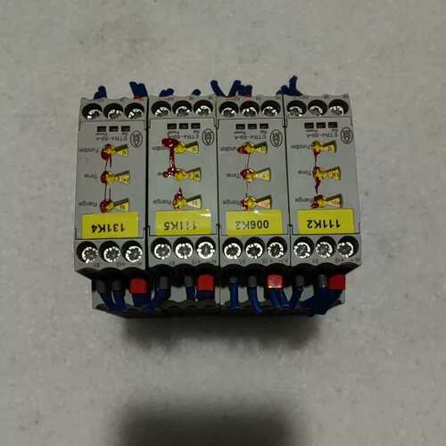议价MOELLER延时继电器，ETR4一69一A，四只，