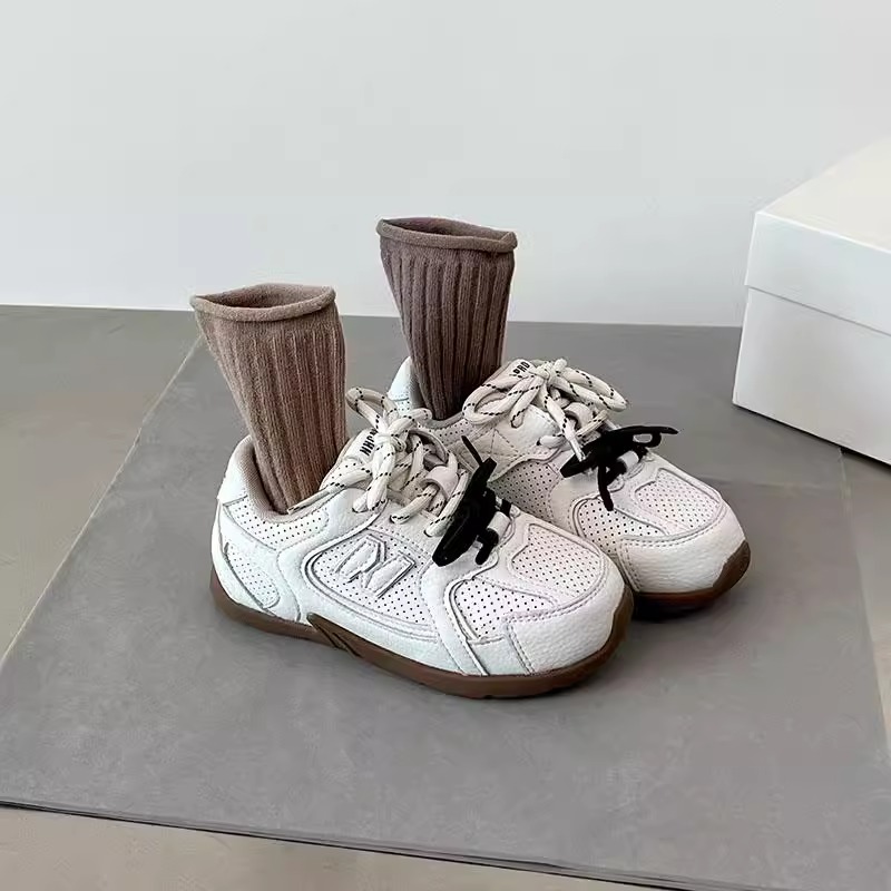 2025春季新款儿童时尚小白鞋软底防滑n字运动鞋男女童休闲德训鞋