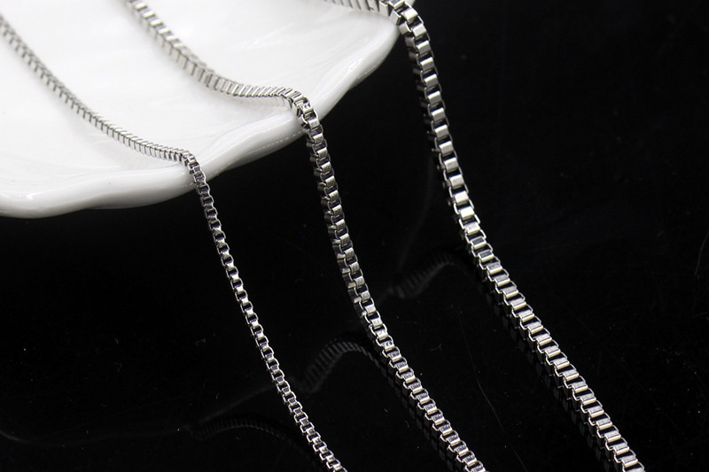 STAINLESS STEEL TITANIUM STEEL SEMI-FINISHED CHAIN MATERIAL BOX BOX SQUARE CHAIN DIY HANDMADE NECKLACE CLOTHING ORNAMENTS