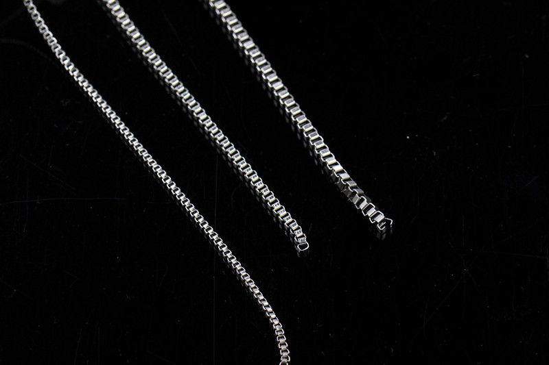 STAINLESS STEEL TITANIUM STEEL SEMI-FINISHED CHAIN MATERIAL BOX BOX SQUARE CHAIN DIY HANDMADE NECKLACE CLOTHING ORNAMENTS