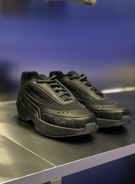 A-COLD-WALL* 黑色拼接系带运动鞋VECTOR* RUNNER 5折