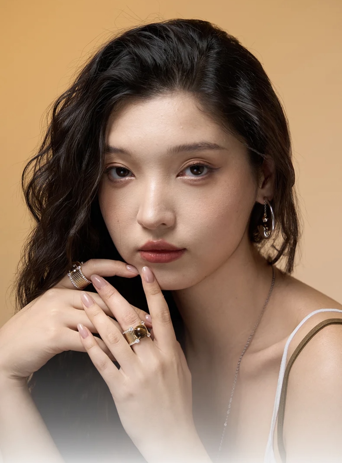 Blingkolio 虎眼石线条金色戒指明星同款