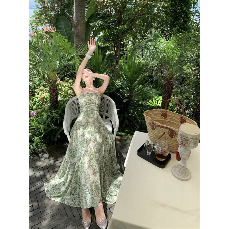 高货茶歇露背系带碎花吊带连衣裙女夏收腰显瘦超仙海边度假长裙高