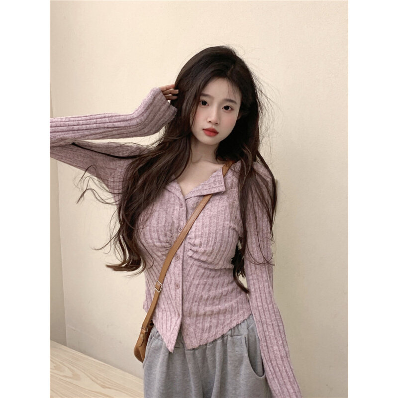 高货纯欲翻领长袖针织衫女秋装辣妹短款紧身上衣不规则单排扣开衫