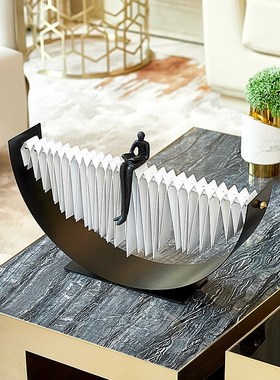 速发轻奢创物人意造型摆件金属电视入柜酒户玄关展示柜艺术装饰品