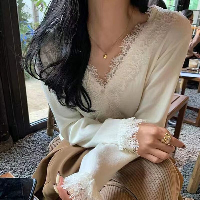 速发2024新款蕾丝打底衫女春秋季别致针织衫小众长袖气质开衫内搭