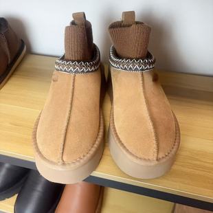 2025年袜筒款民族风皮毛一体加厚 保暖厚底雪地鞋外牛皮