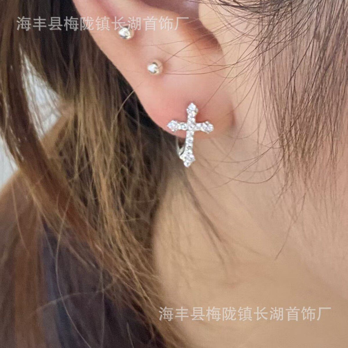 新品十字架满钻耳扣微镶锆石耳环简约百搭耳圈外贸热销新