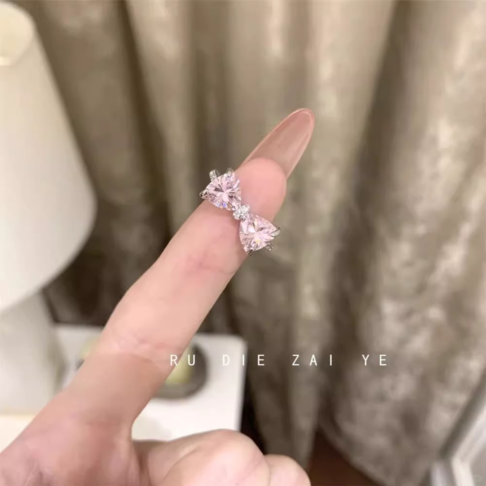樱花粉钻蝴蝶结戒指浪漫少女千金感甜美锆石轻奢开口戒